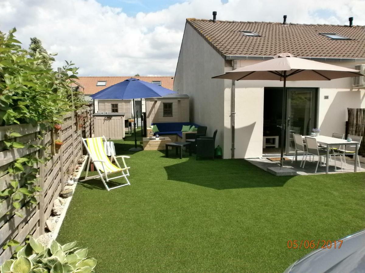 Vakantiehuisje ブレーデネ エクステリア 写真
